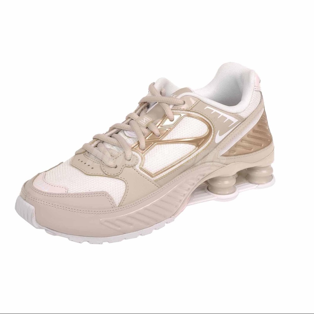 NIKE SHOX preowned condition